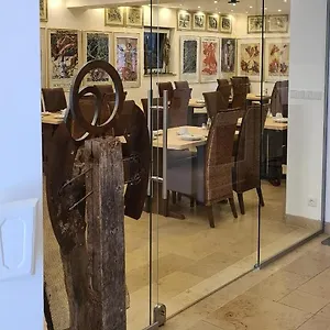 Garni 